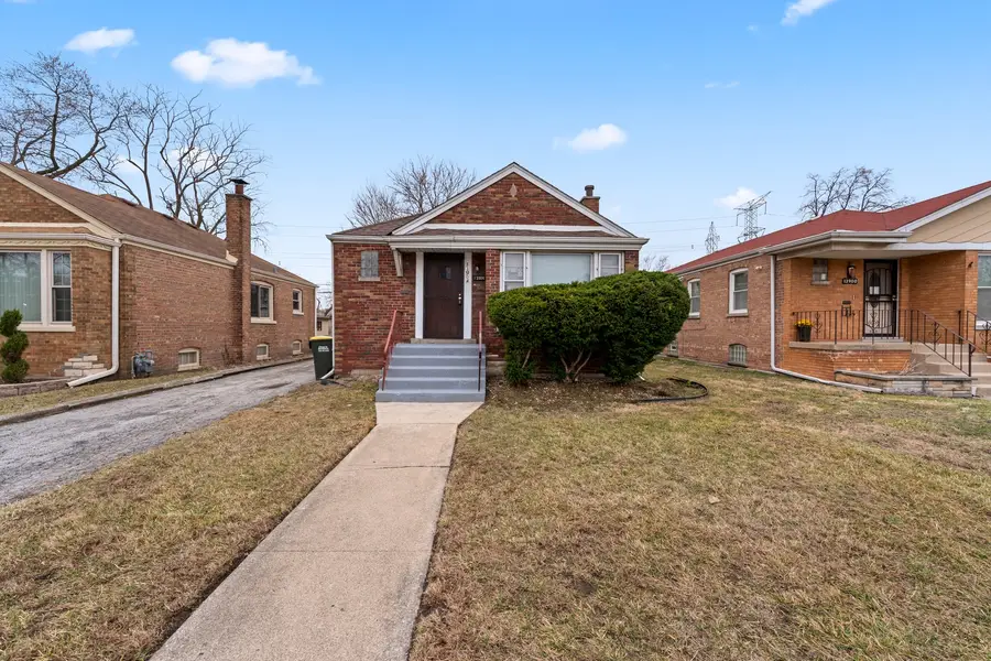 13904 S Tracy Avenue, Riverdale, IL 60827 - #2