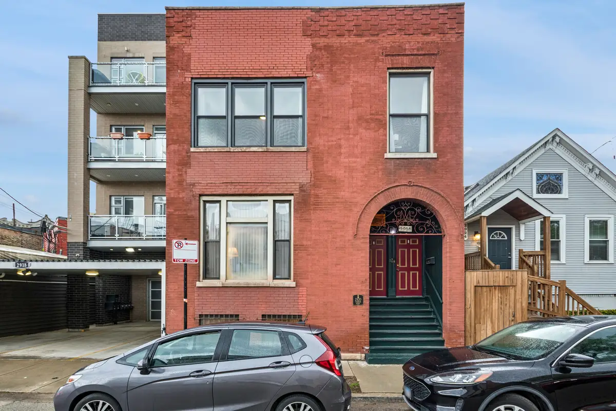 2920 N Lakewood Avenue, Chicago, IL 60657 - #1