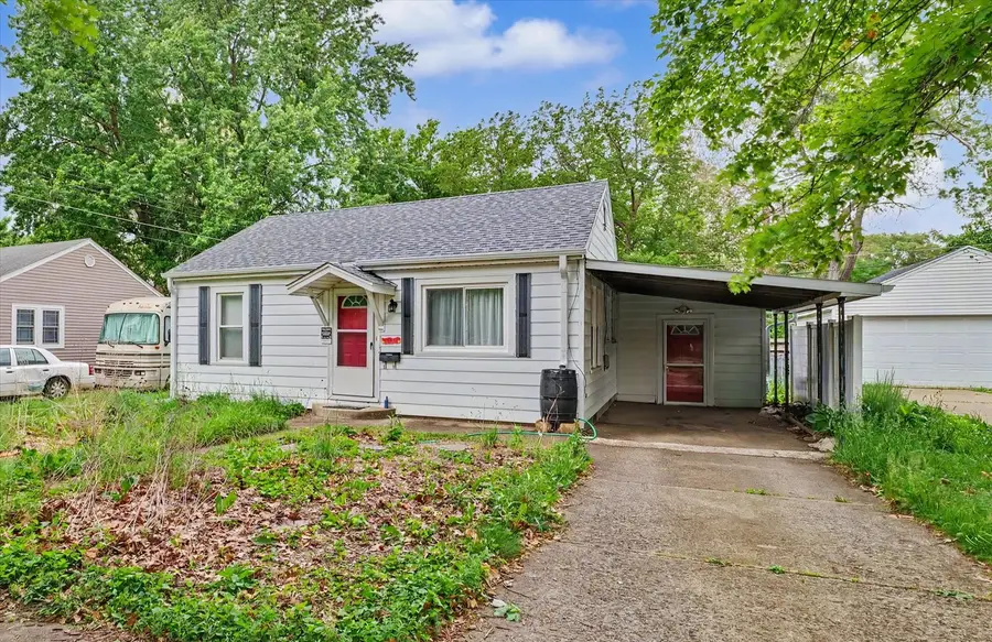 1116 W Columbia Avenue, Champaign, IL 61821 - #3