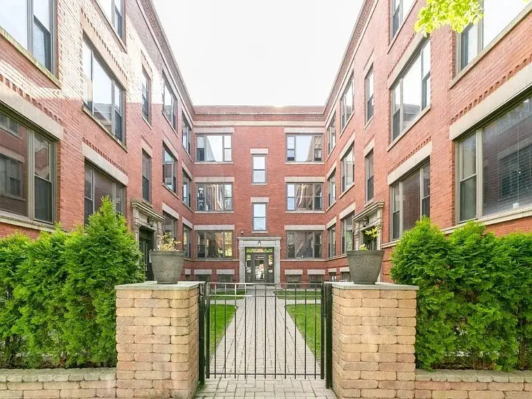 4138 N Kenmore Avenue #2, Chicago, IL 60613 - #1
