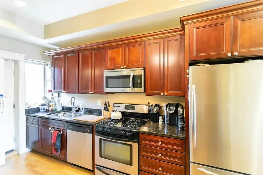 4138 N Kenmore Avenue #2, Chicago, IL 60613 - #2