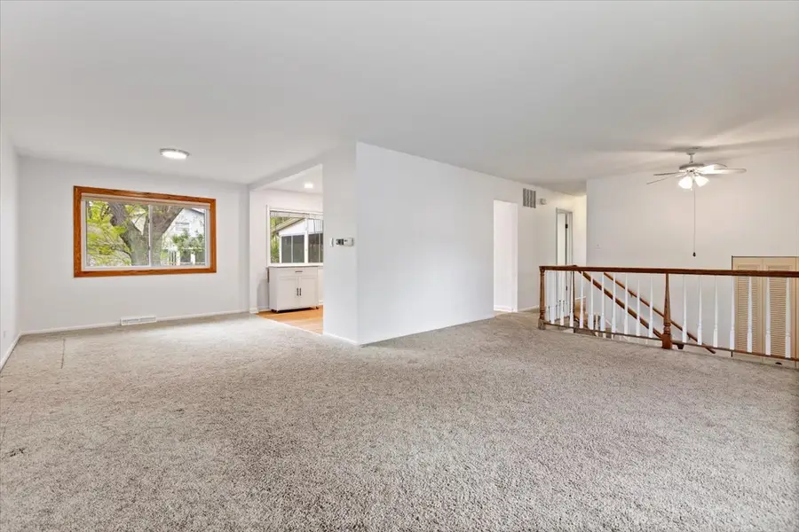 644 N Glenn Drive, Palatine, IL 60074 - #2