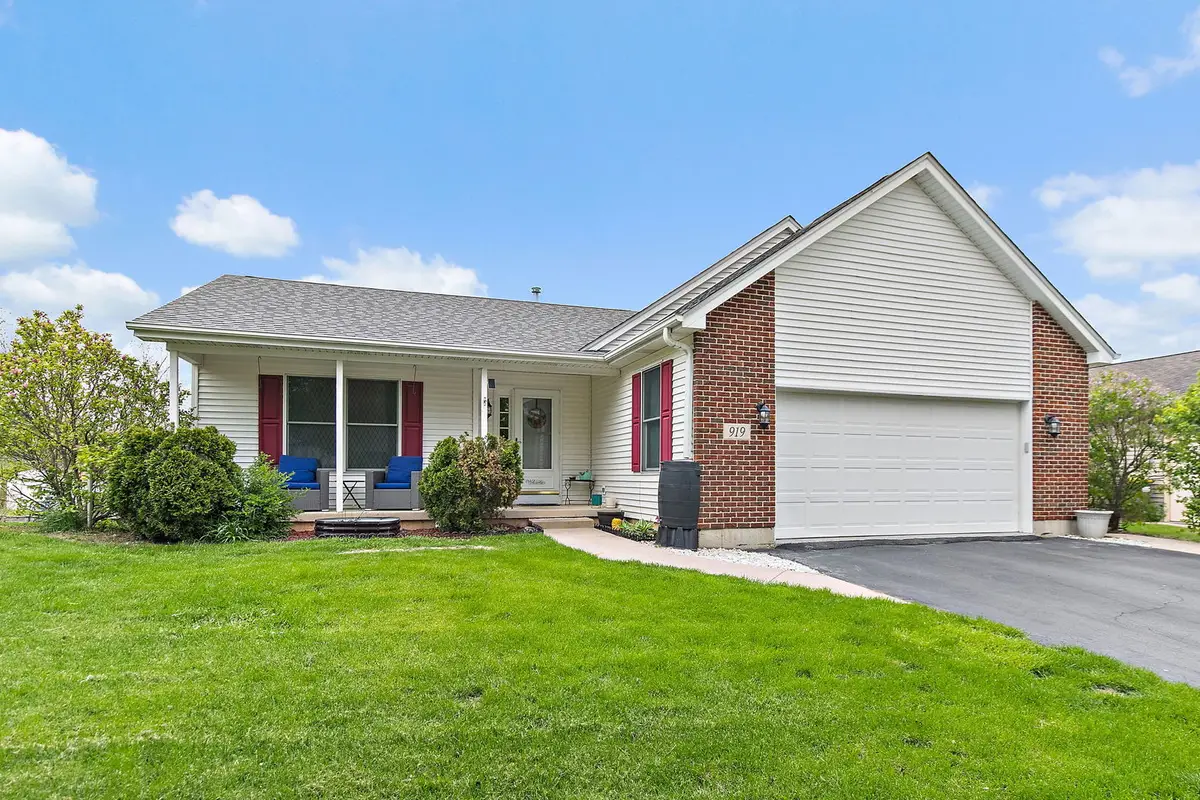 919 Spring Drive, Marengo, IL 60152 - #1
