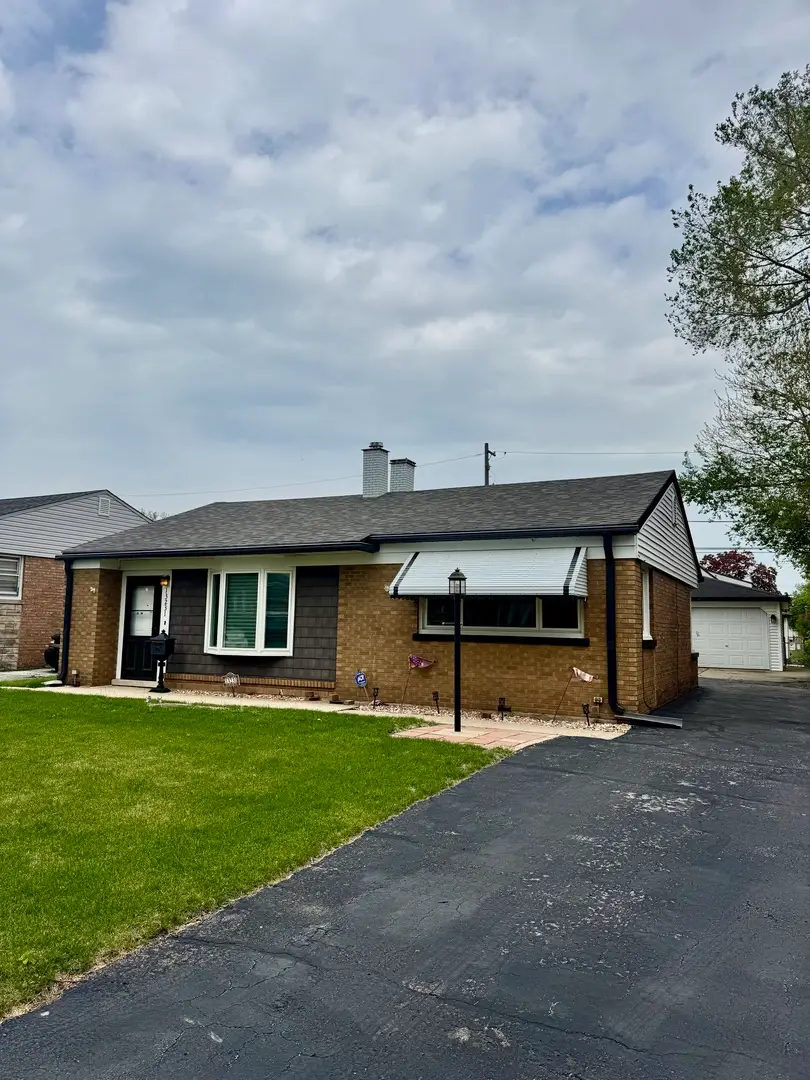 13231 S Avenue N, Chicago, IL 60633 - #2