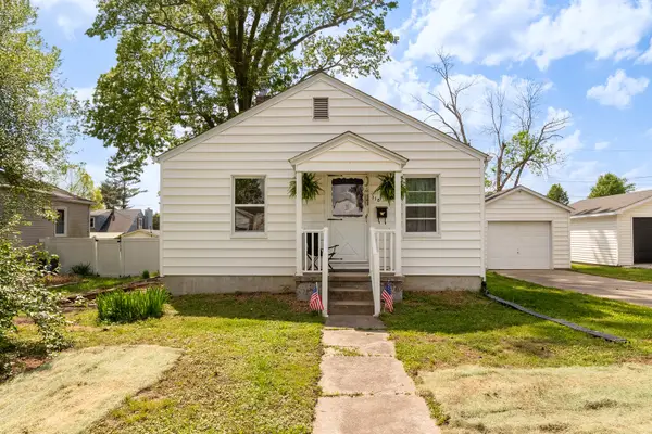 318 S 3rd Street, Marion, IL 62959