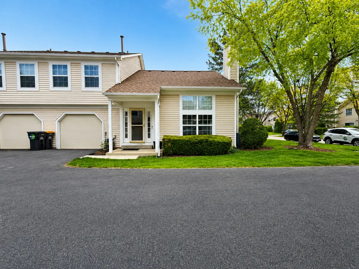 250 Acorn Drive, Streamwood, IL 60107 - #1