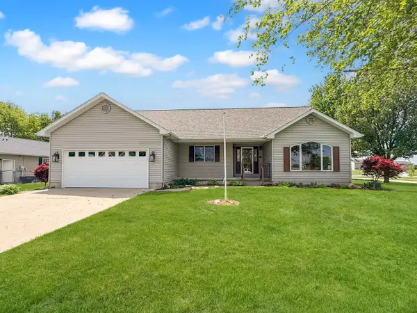 409 Betty Court, Fisher, IL 61843