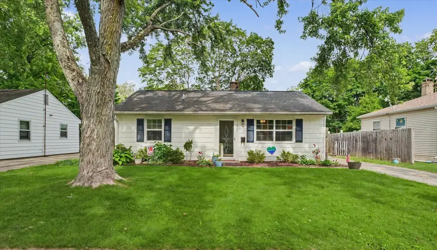 1401 S Cottage Grove Avenue, Urbana, IL 61801 - #3