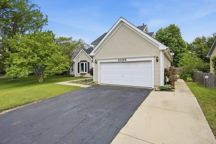 2096 Edinburgh Lane, Aurora, IL 60504 - #2