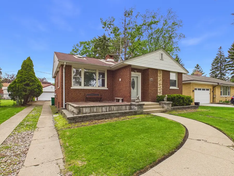 2308 Stratford Avenue, Westchester, IL 60154 - #2