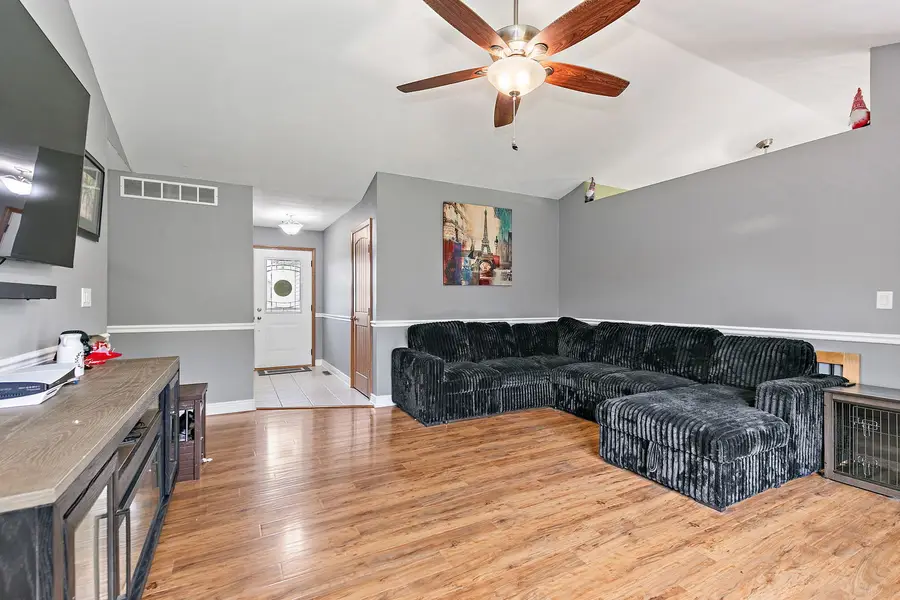 7081 Mullinshire Way, Machesney Park, IL 61115 - #3
