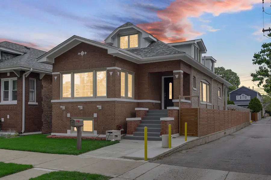 4915 N Kostner Avenue, Chicago, IL 60630 - #2