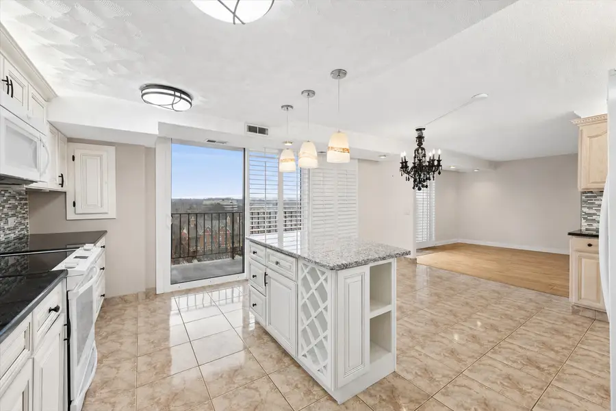 2 S Atrium Way #603, Elmhurst, IL 60126 - #2