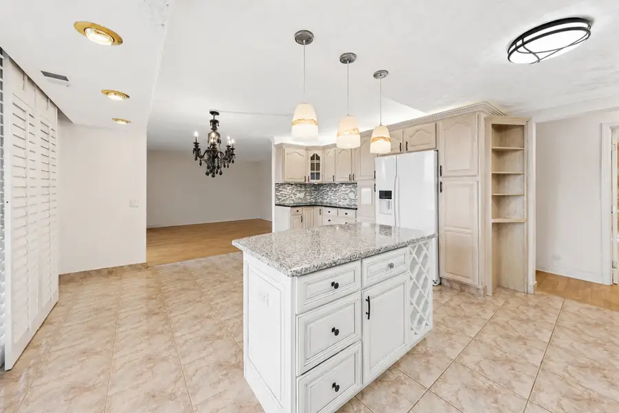2 S Atrium Way #603, Elmhurst, IL 60126 - #3