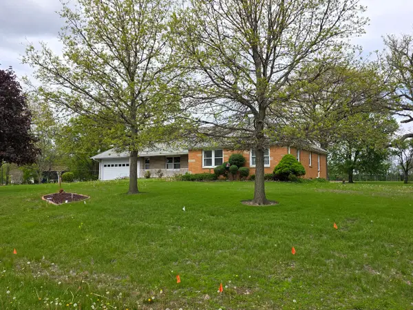 705 W Commercial Street, Lyndon, IL 61261