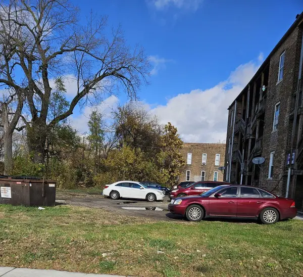540 W 65th Street, Chicago, IL 60621