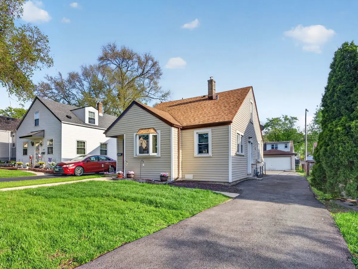 2641 W 89th Place, Evergreen Park, IL 60805 - #1