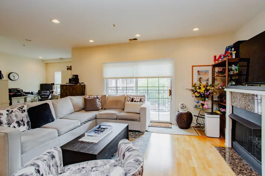 4953 Oakton Street #203, Skokie, IL 60077 - #3