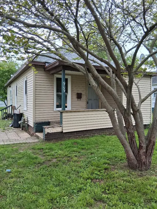 909 Cable Street, Streator, IL 61364