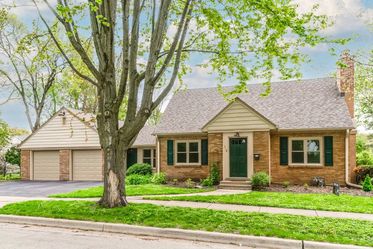 318 2nd Avenue, Libertyville, IL 60048 - #1