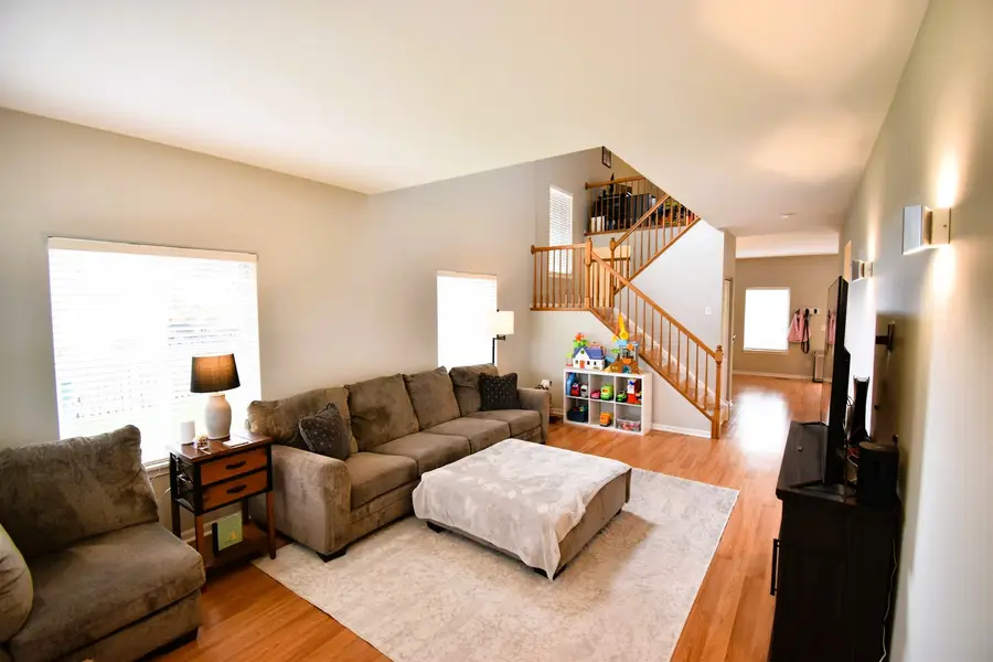 312 Richmond Drive, Romeoville, IL 60446 - #3