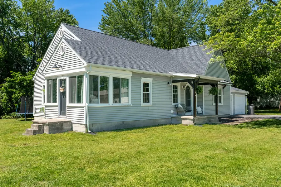 1627 S Division Street, Carterville, IL 62918 - #3