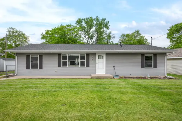 205 E Northline Road, Tuscola, IL 61953