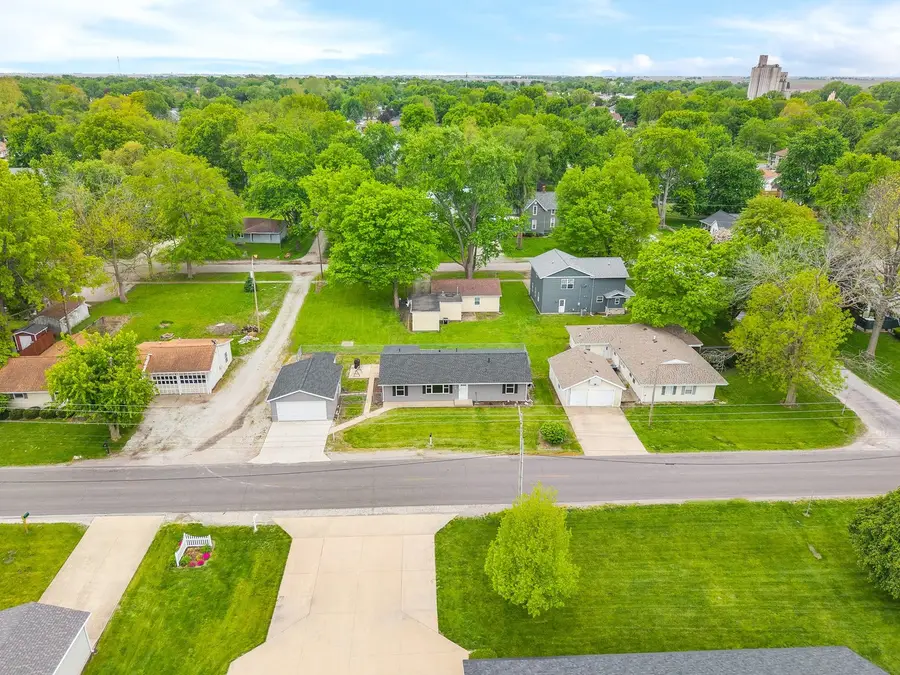 205 E Northline Road, Tuscola, IL 61953 - #3