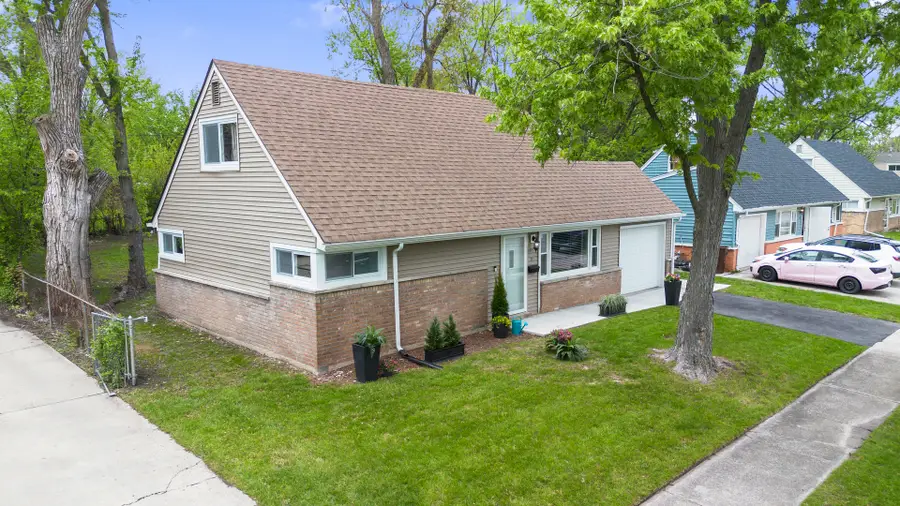182 Washington Street, Park Forest, IL 60466 - #2
