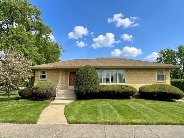10045 S 53rd Avenue, Oak Lawn, IL 60453