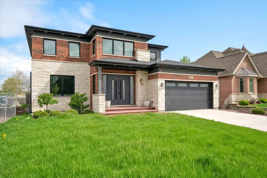 616 Birchwood Avenue, Des Plaines, IL 60018 - #2
