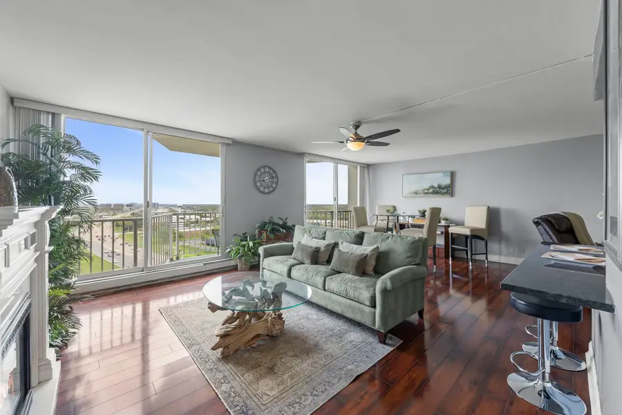 40 N Tower Road #14L, Oak Brook, IL 60523 - #2