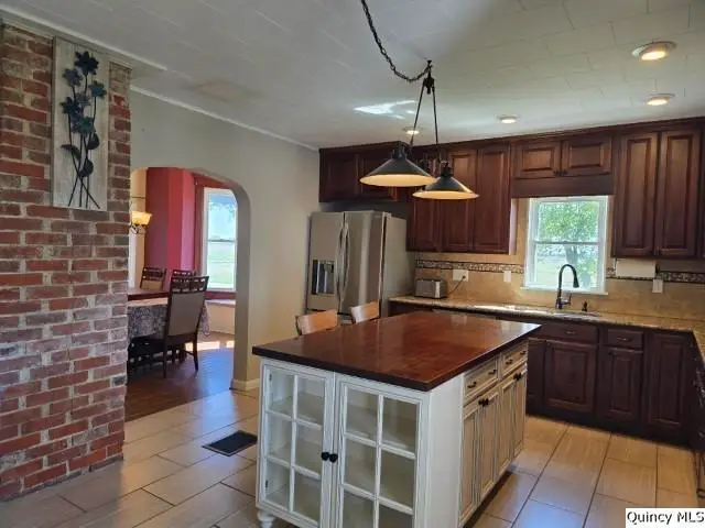 2796 N County Road 2500, La Harpe, IL 61450 - #2
