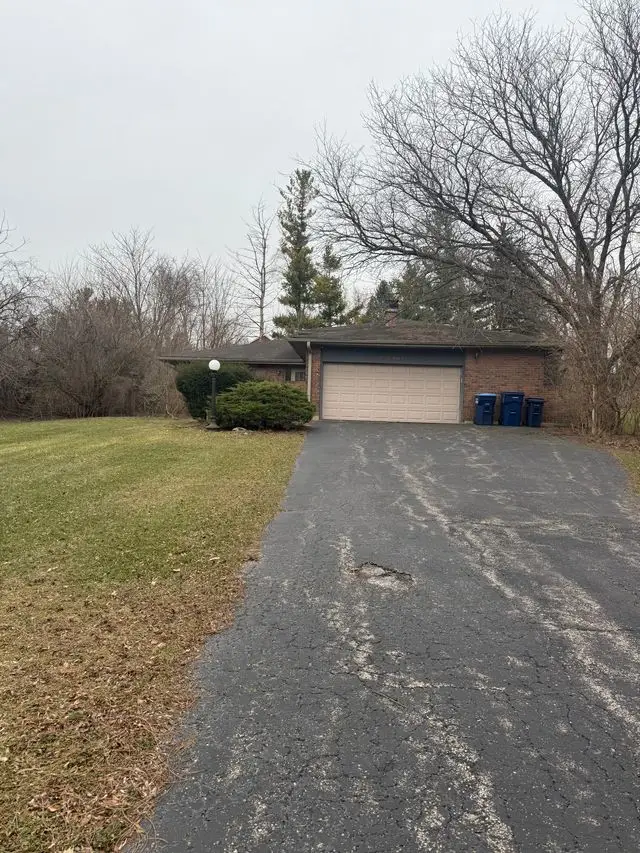 39W607 Hemlock Drive, Saint Charles, IL 60175 - #1