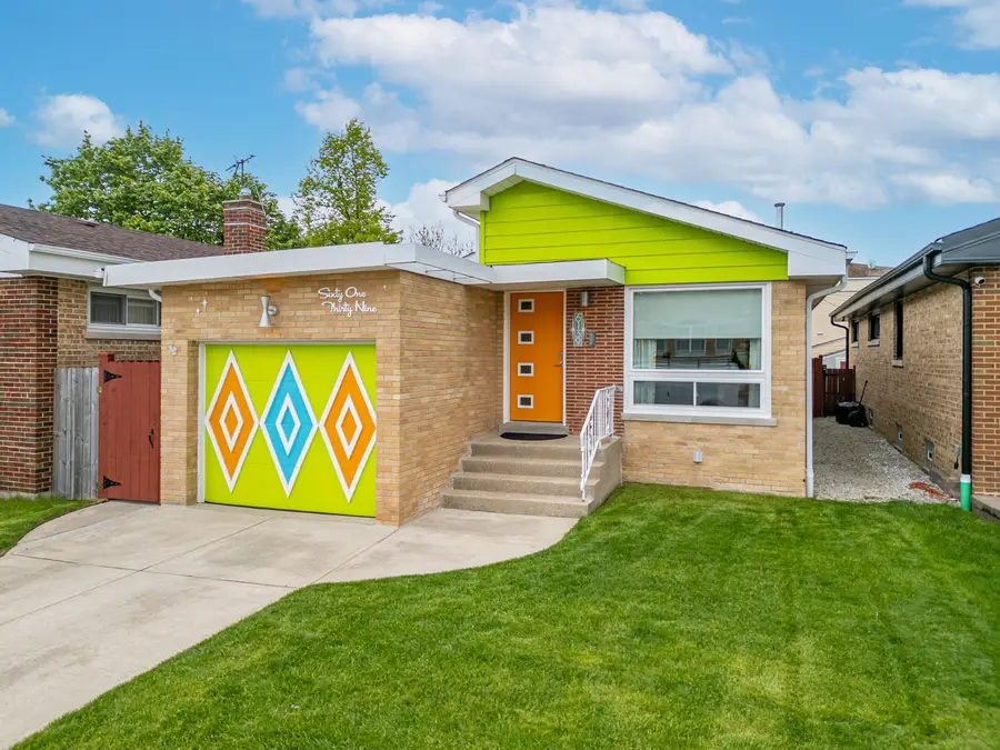 6139 W Gunnison Street, Chicago, IL 60630 - #2
