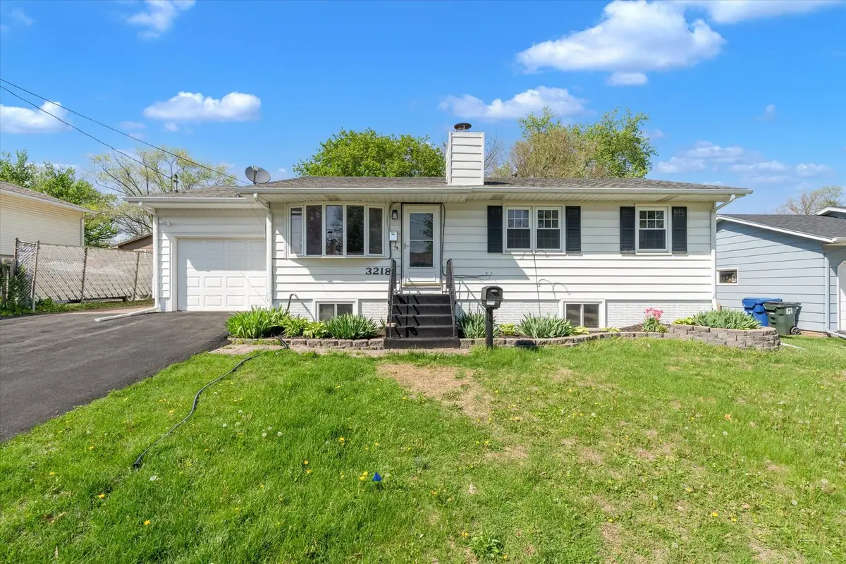 3218 W 11th Street, Davenport, IA 52804 - #1