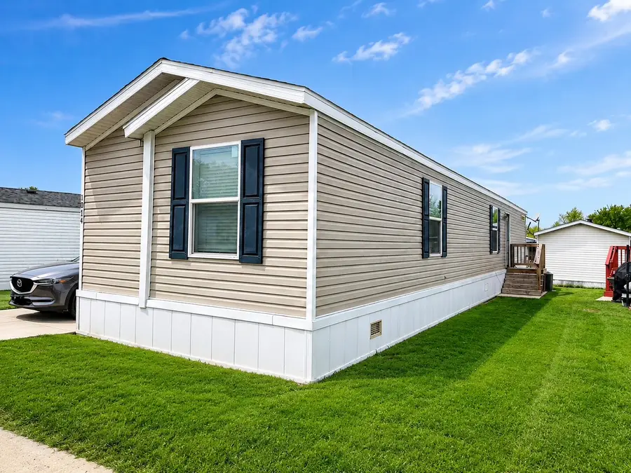 1014 NW Alma Circle, Round Lake, IL 60073 - #2
