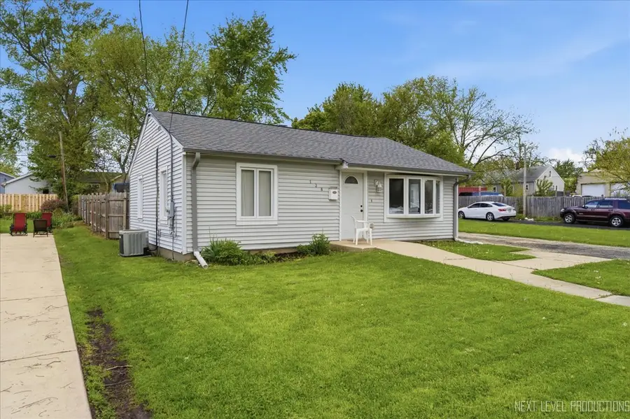 138 N Calhoun Street, Aurora, IL 60505 - #3