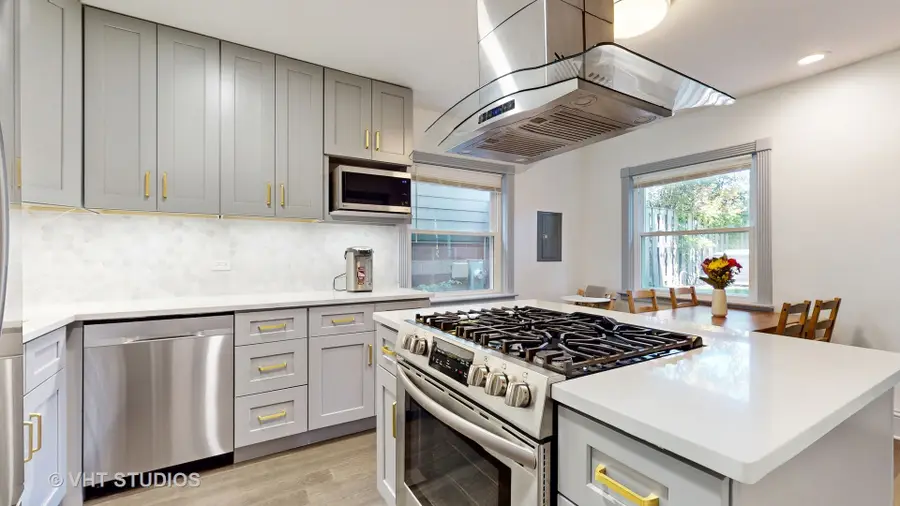 4701 S Woodlawn Avenue #B, Chicago, IL 60615 - #2
