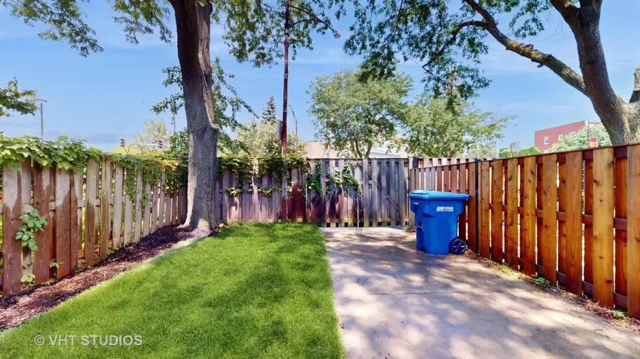 4701 S Woodlawn Avenue #B, Chicago, IL 60615 - #3