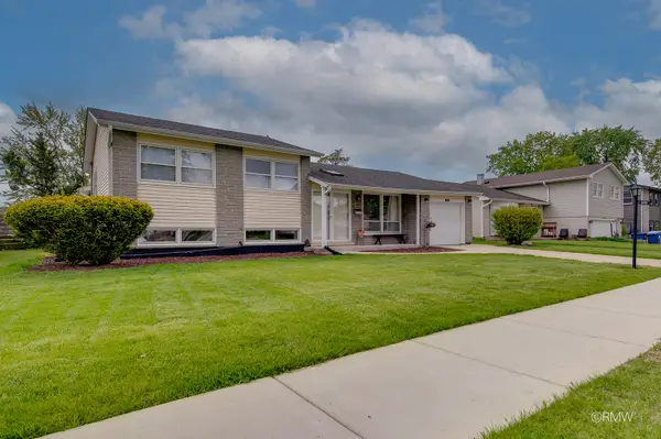 691 Westmere Road, Des Plaines, IL 60016
