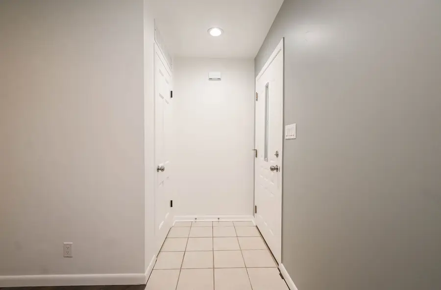 127 S Hawthorne Boulevard, Mundelein, IL 60060 - #3