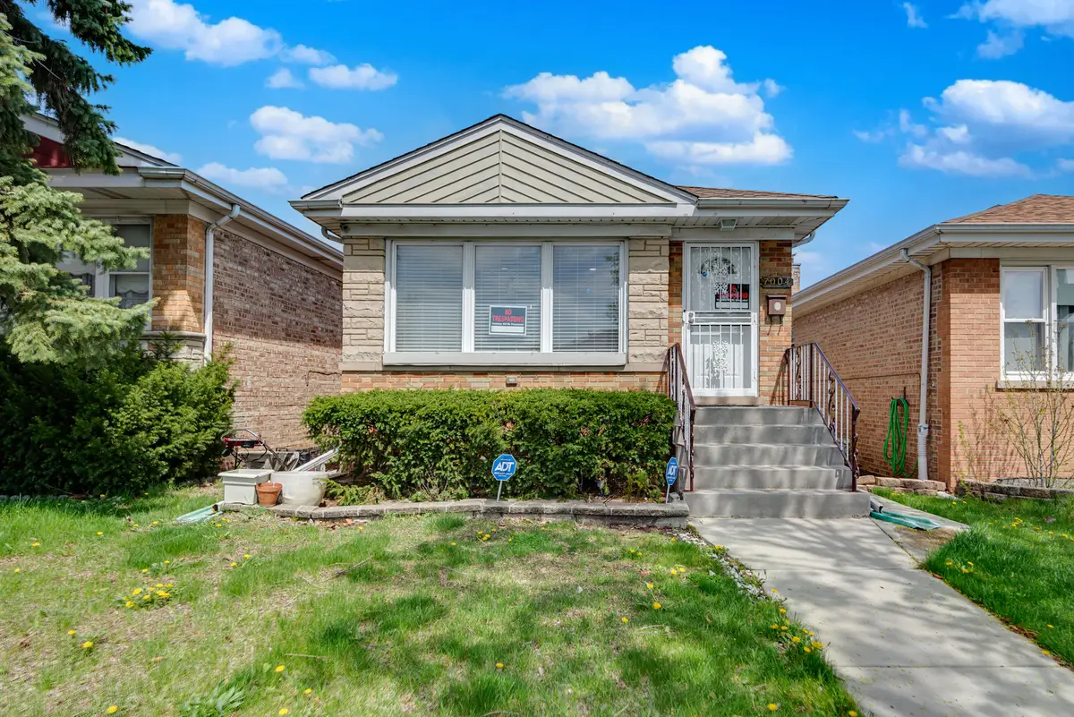 7004 W Foster Avenue, Chicago, IL 60656 - #1