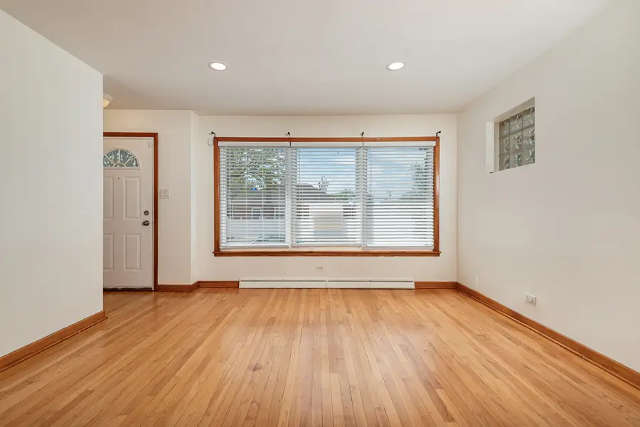 7004 W Foster Avenue, Chicago, IL 60656 - #2