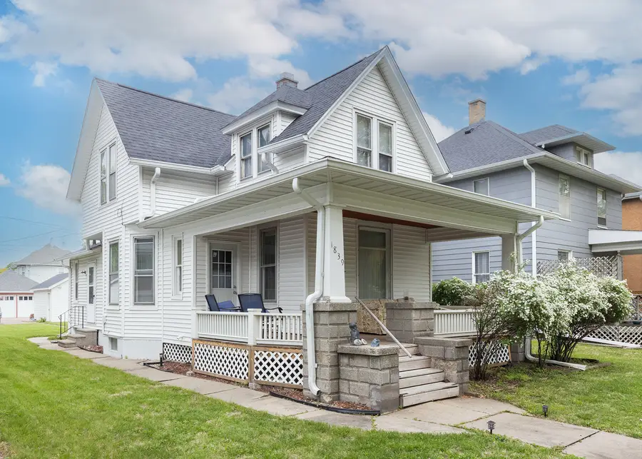 1839 15th Street, Moline, IL 61265 - #2