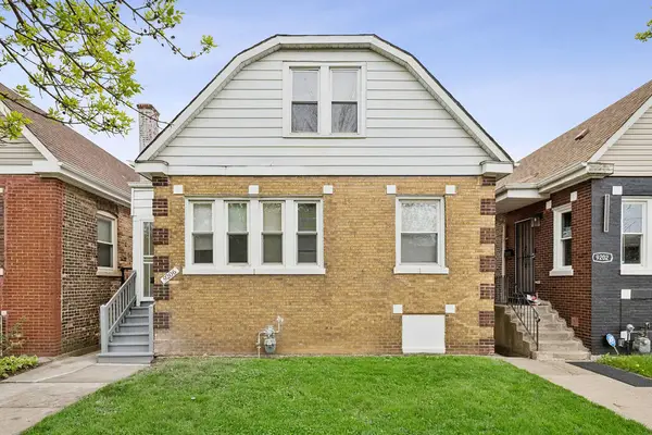 9206 S Anthony Avenue, Chicago, IL 60617