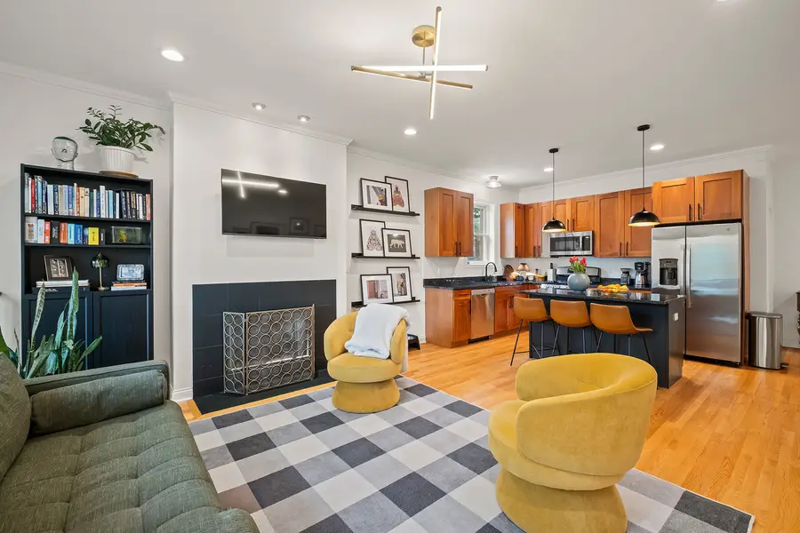 7300 N Hamilton Avenue #1S, Chicago, IL 60645 - #3