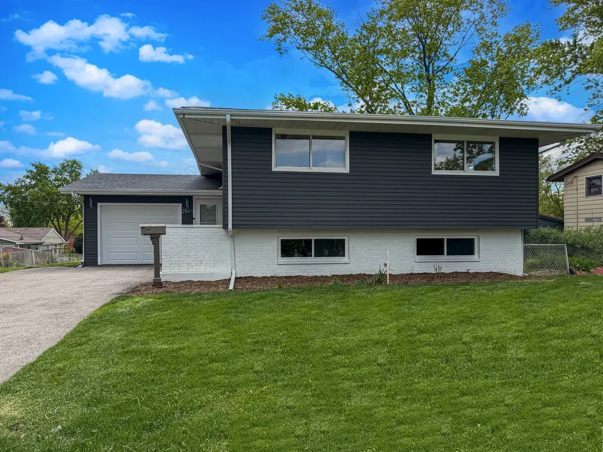 2541 75th Street, Woodridge, IL 60517 - #1