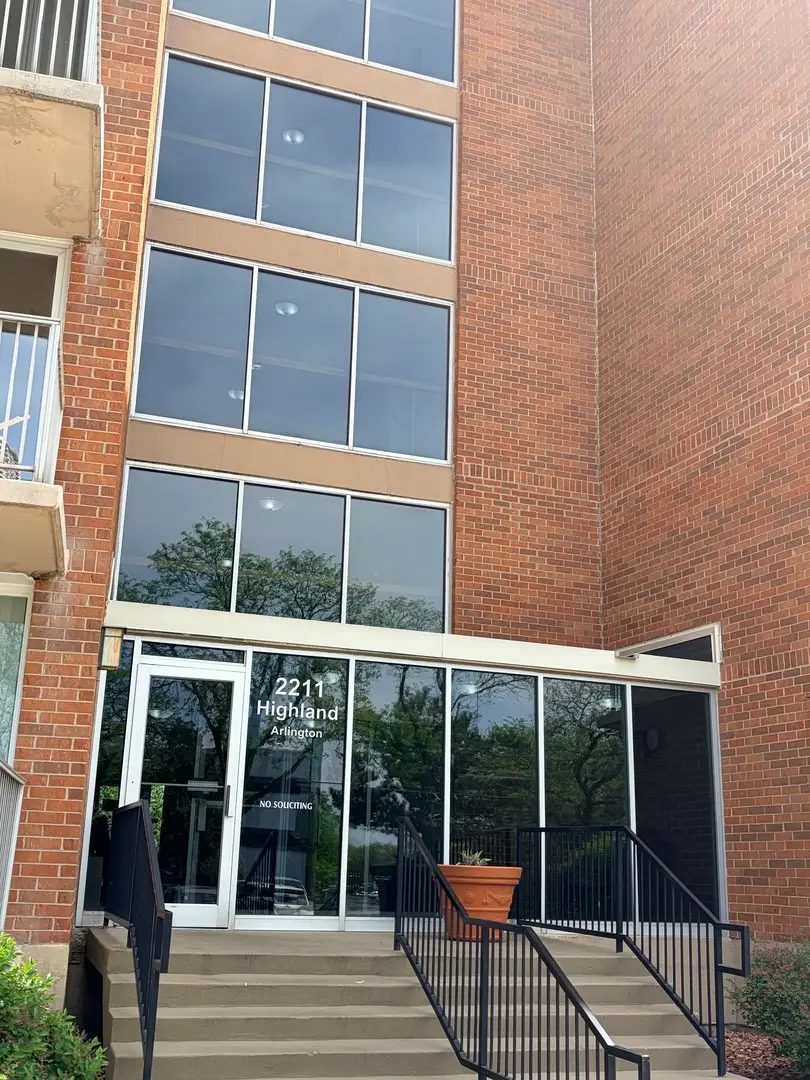 2211 S Highland Avenue #6D, Lombard, IL 60148 - #1