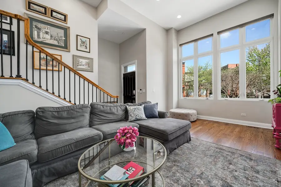 1742 N Bissell Street, Chicago, IL 60614 - #2